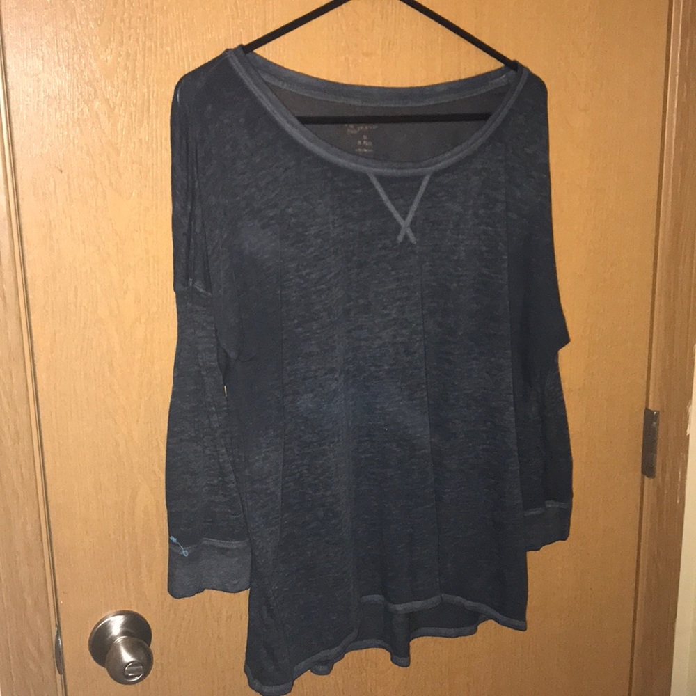 Long sleeve shirt